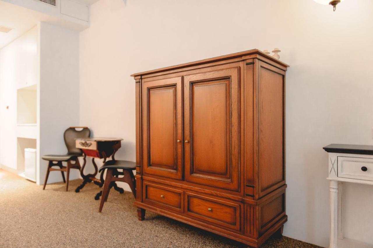 באמאקו Dark Street House B&B מראה חיצוני תמונה